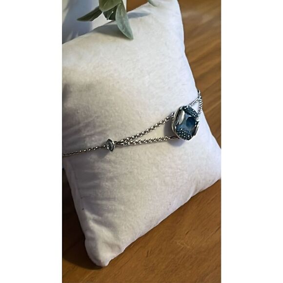 Swarovski Blue Crystal Heap Cushion Rhodium Plated Bracelet - Picture 5 of 10